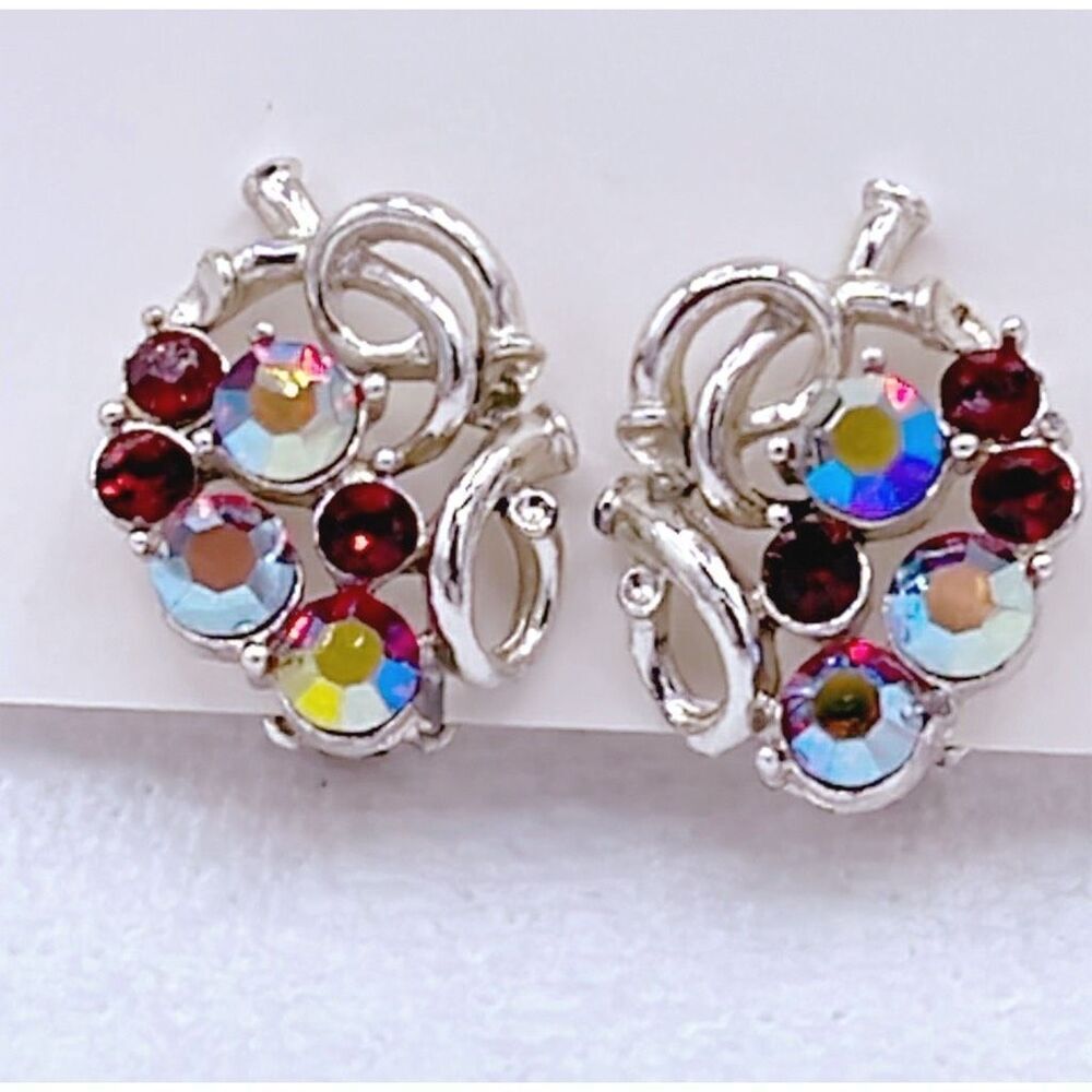 Vintage Star AB coated red cut  glass silver tone metal clip earrings.